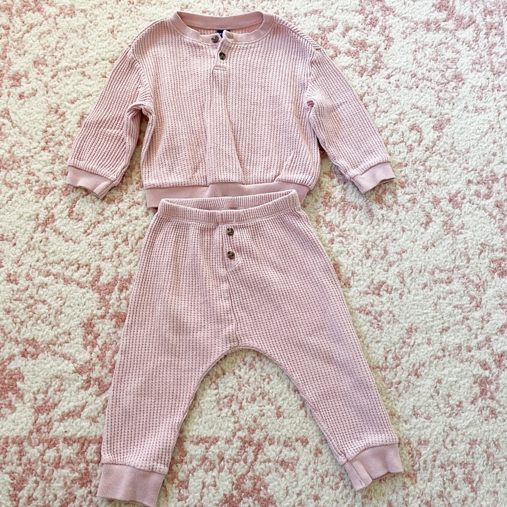 Old Navy Baby Girl Waffle Knit Set